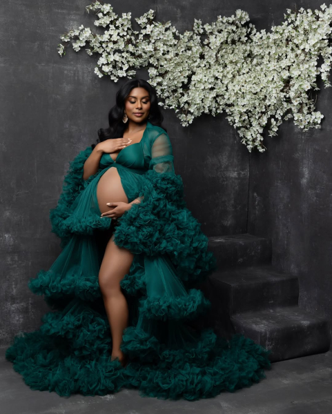 Preview: KATHY in EMERALD#67 maternity gown for photoshooting