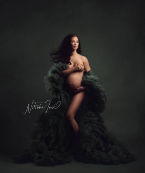 BARBARA EXTRA FLUFF maternity gown