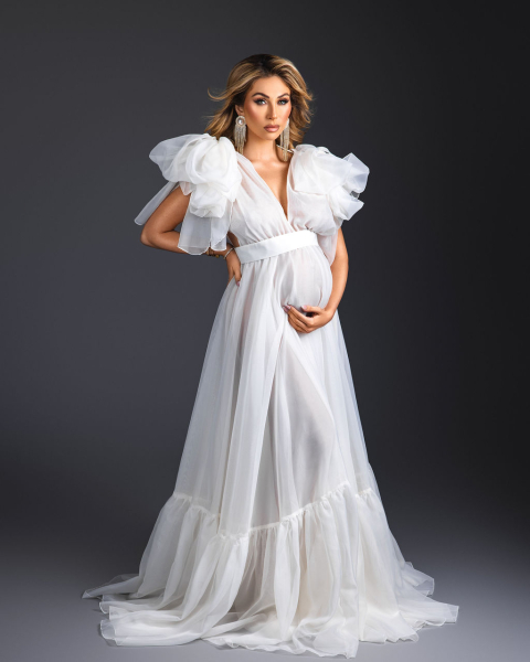 AMBER in IVORY maternity gown