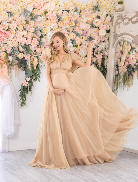 AMBER in BEIGE Babybauch Shooting Kleid