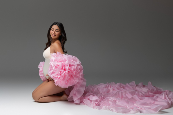 Preview: AMOUR in PINK shooting outfit