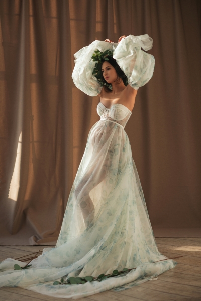 MUSE maternity gown for photoshoot or babyshower