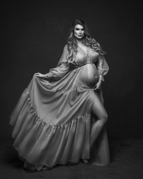AMBER w/ CUSTOM SLEEVES Maternity gown