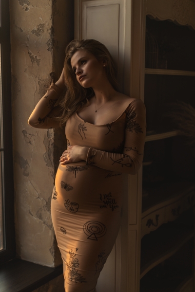 TATU maternity gown for photoshoot