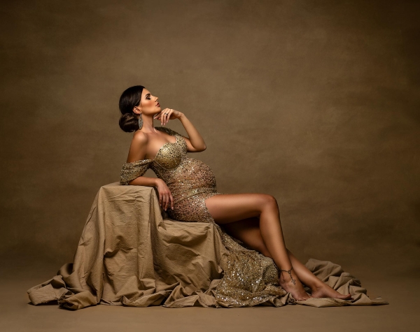 GLAM maternity gown