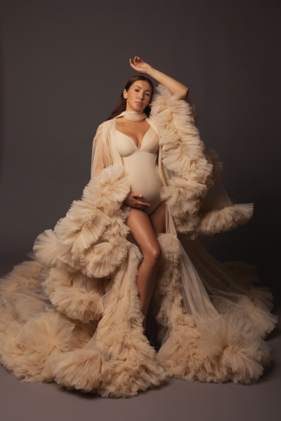 JADORE maternity robe for photoshoot