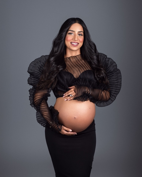 CLEOPATRA maternity outfit