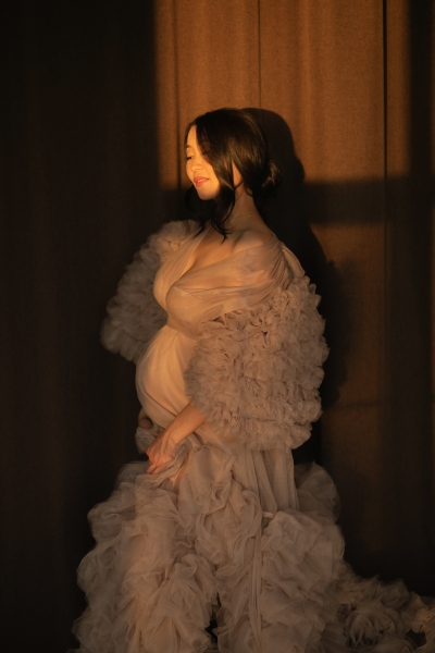 RUBY Designer Maternity Gown for Photoshooting