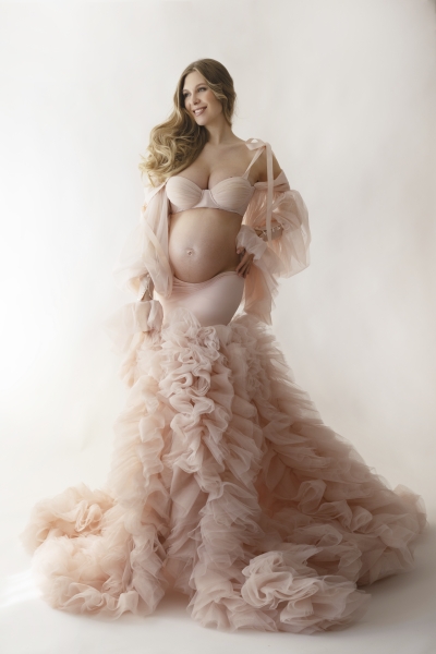 AURORA maternity outfit for photoshoot