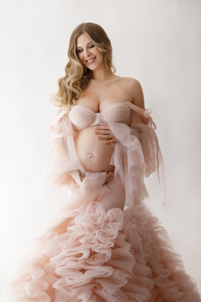 AURORA maternity outfit for photoshoot